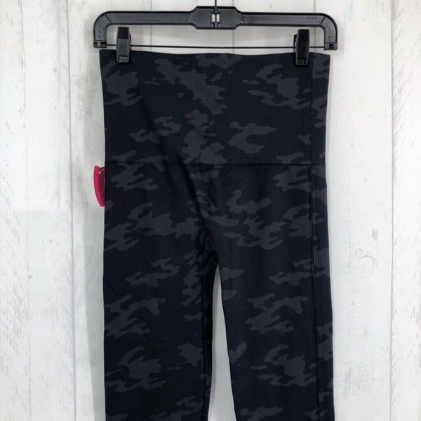 XL camo leggings