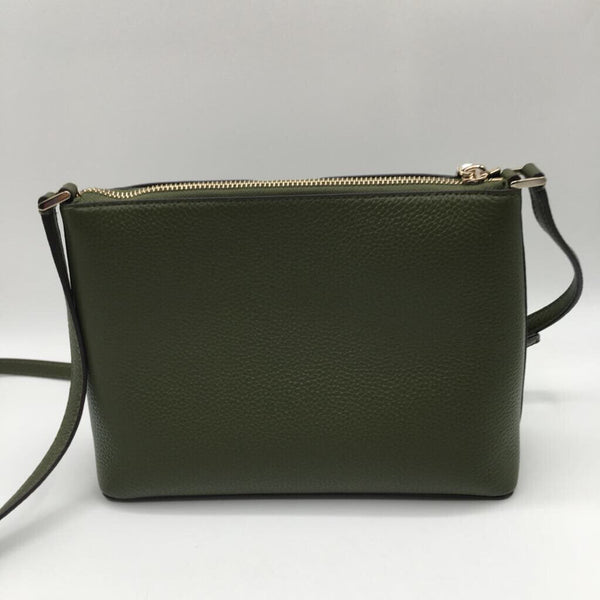 zip top crossbody w/ slip pocket