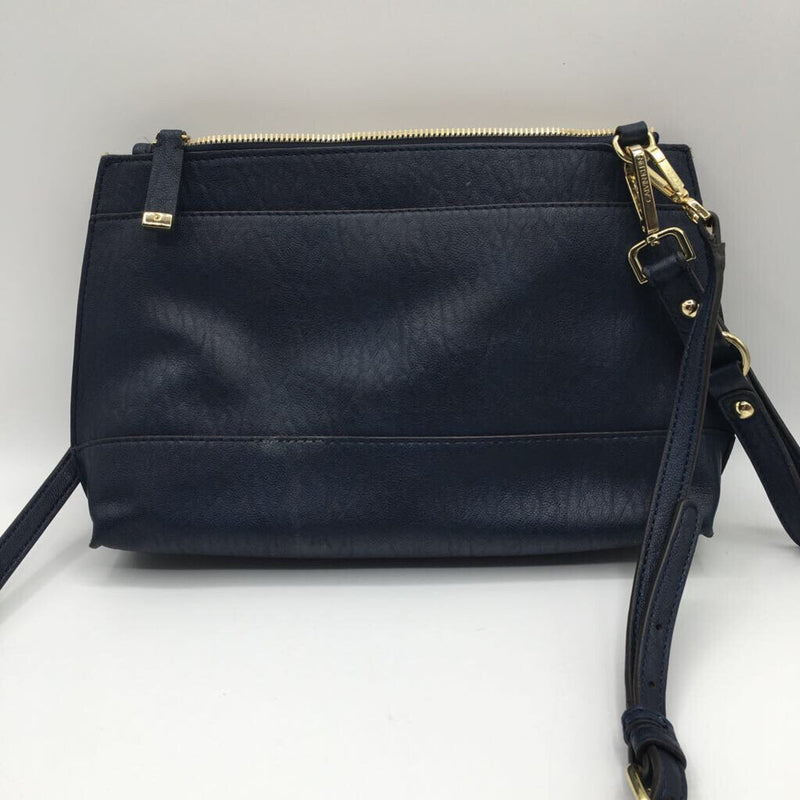 crossbody w/ slip pocket