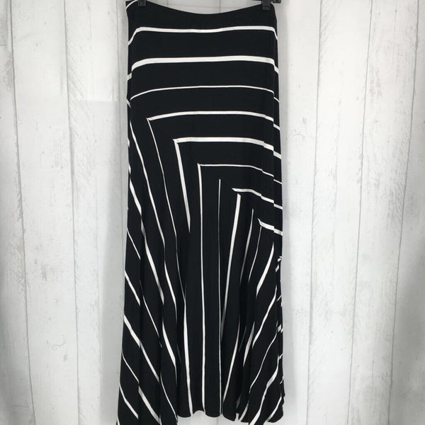 1(M) Striped maxi skirt