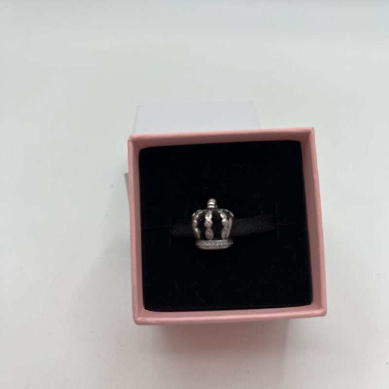 Pandora crown charm