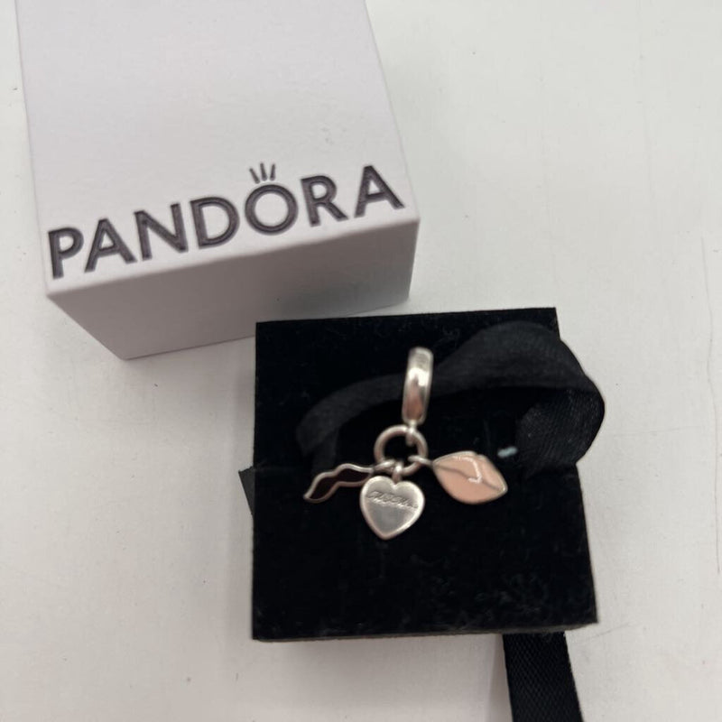 Pandora-Mr & Mrs love charm