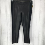 L front faux leather leggings