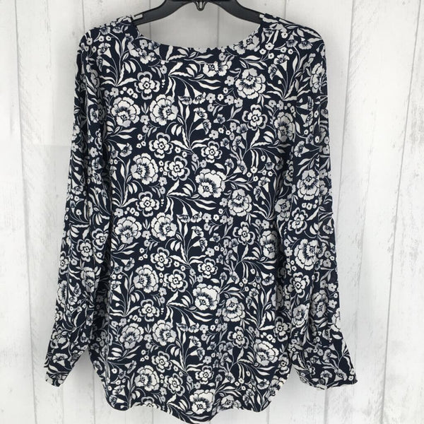 XL Flo print v-neck l/s