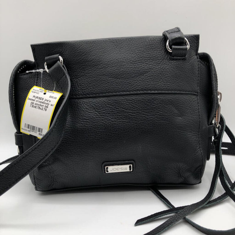 tassel crossbody w/ zip pocket