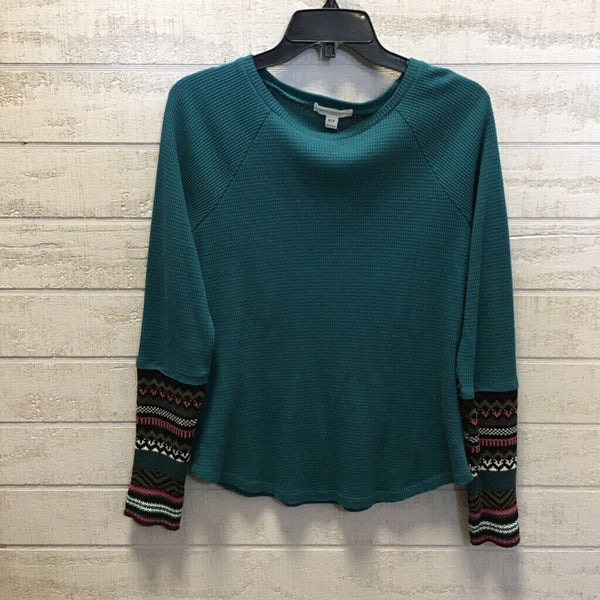 M Mixed media round-neck l/s top