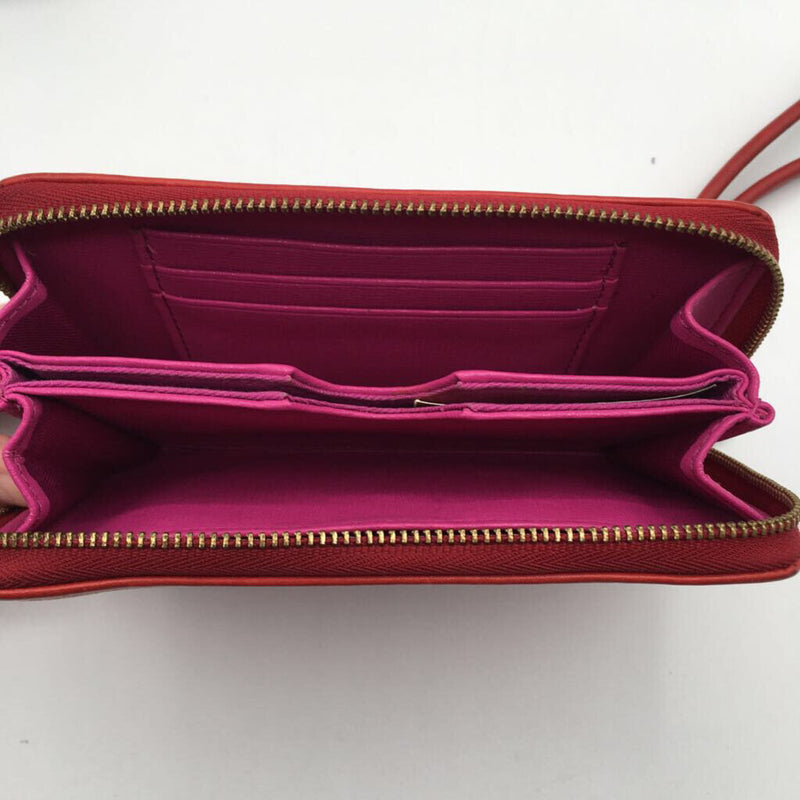 zip-around wallet wristlet