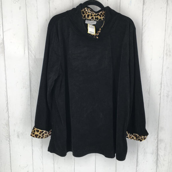 1x animal print mock neck top