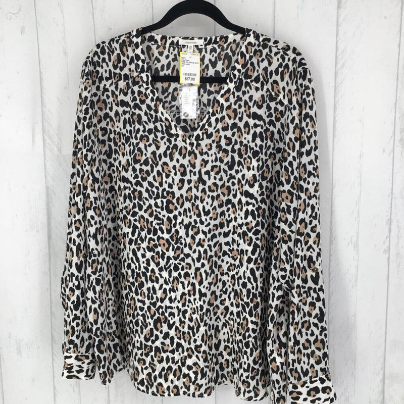 R34 2X Animal print v-neck l/s top