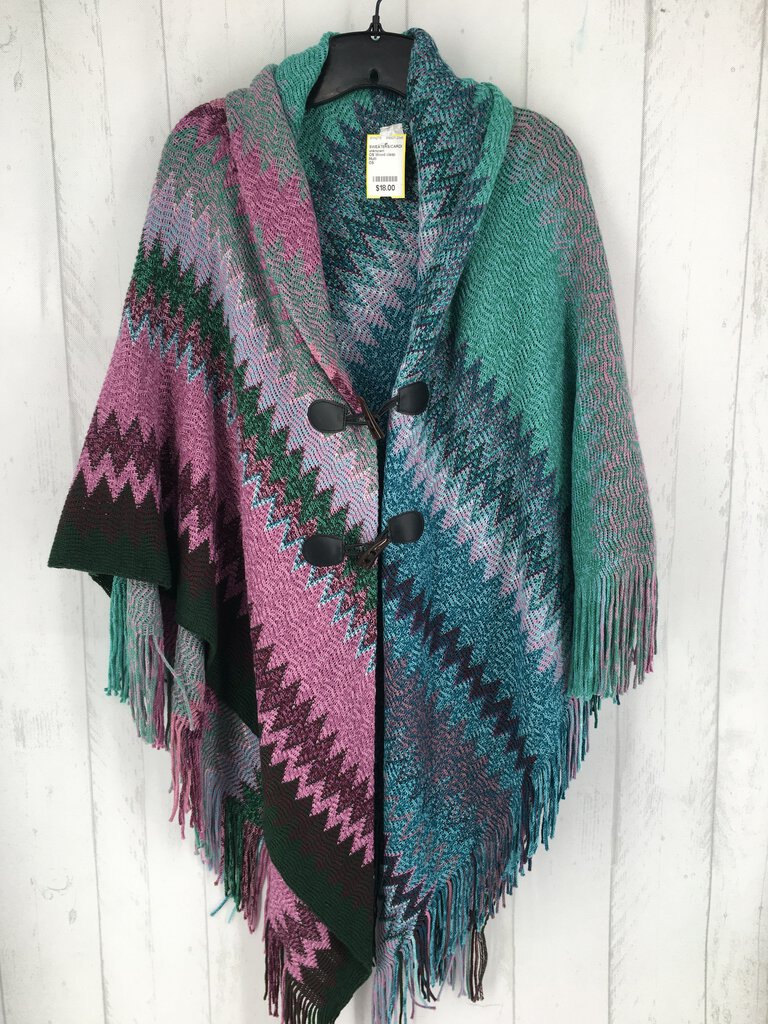 OS Wood clasp chevron fringe poncho