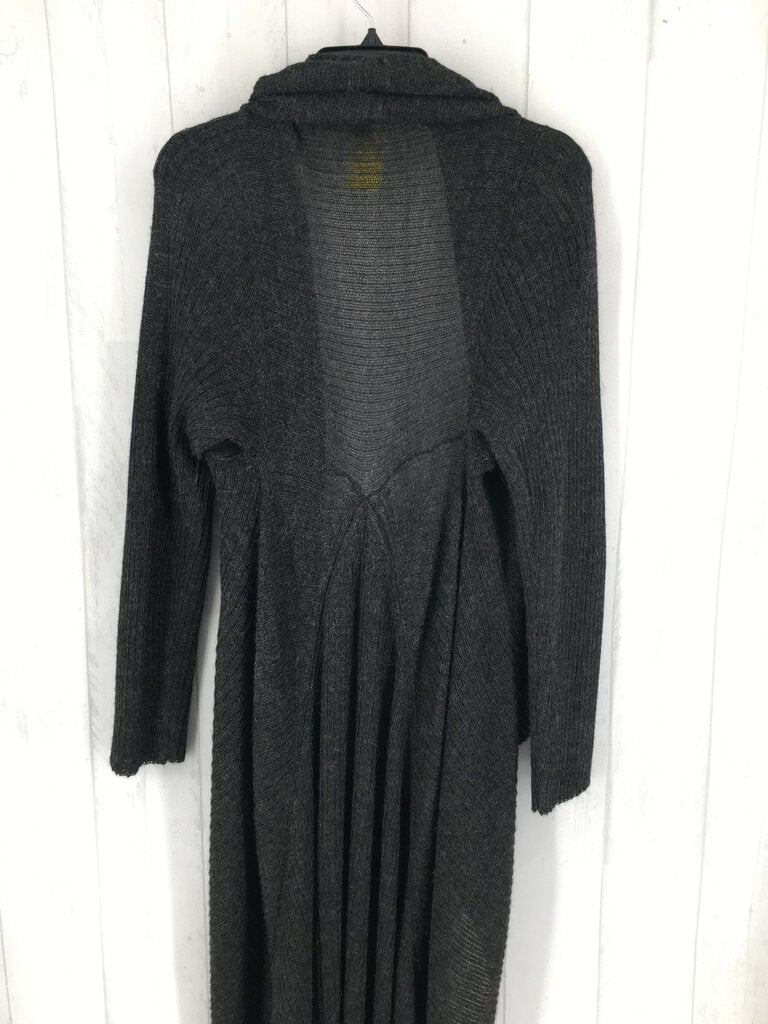 M/L 100% alpaca high-lo cardigan