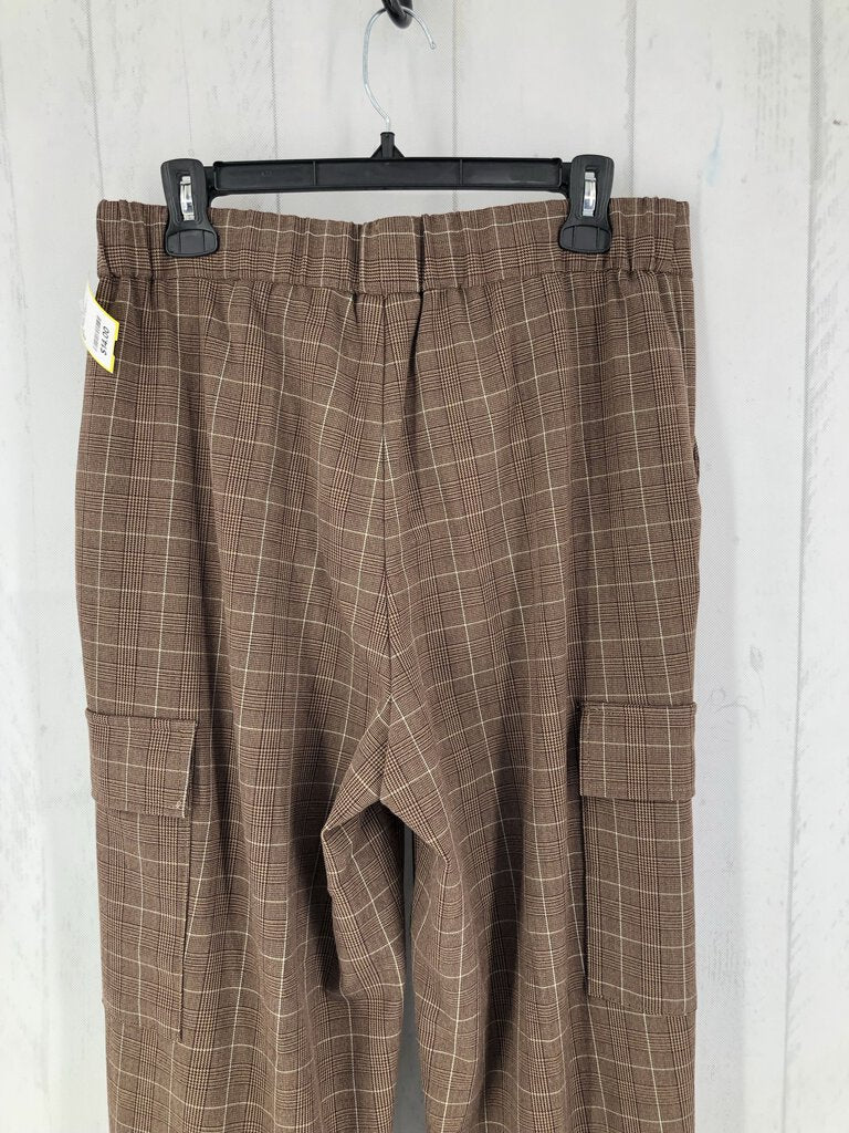 10 Plaid joggers