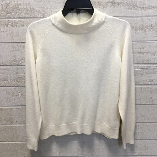 P/M Back zipper mock-neck sweater