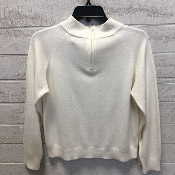 P/M Back zipper mock-neck sweater