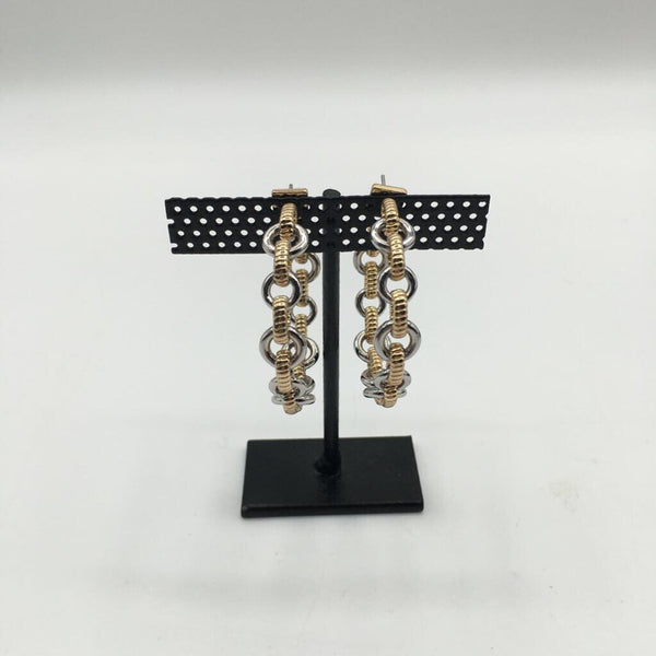 R40 WHBM two tone link hoop earring