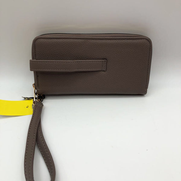 Vegan leather zip-around wallet wristlet