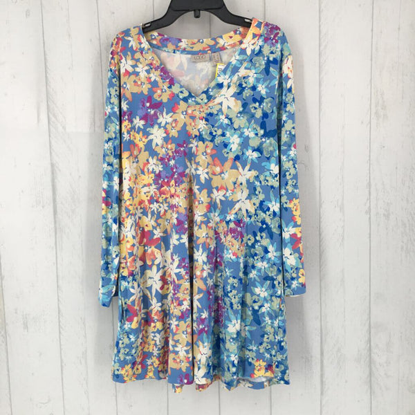 L Flo print v-neck tunic