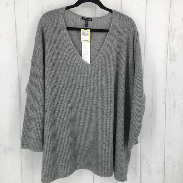 R378 3x v-neck pullover sweater