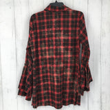 L Acid wash plaid ruffle slv button down