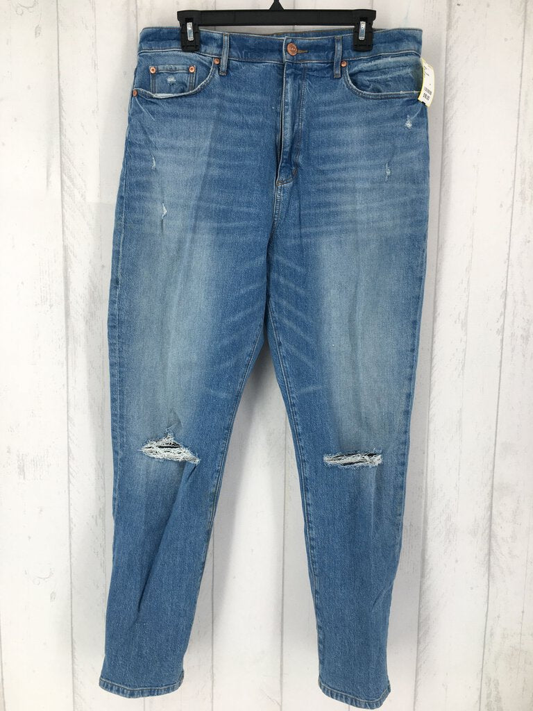 12 Hi-waist boyfriend jean