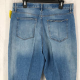 12 Hi-waist boyfriend jean