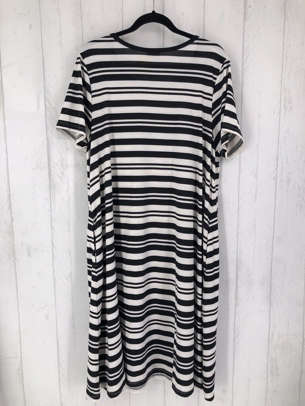 2XL Striped s/s swing hem dress