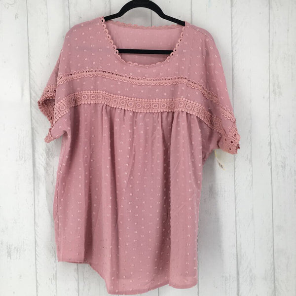 XXL Textured lace trim s/s top