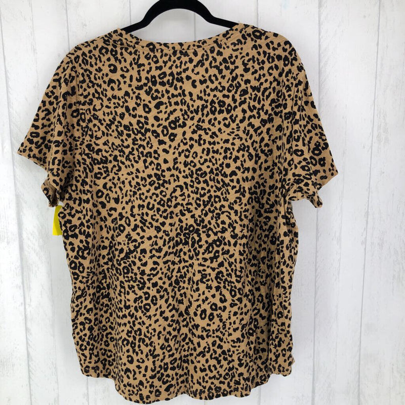 XXL Animal print v-neck s/s tee