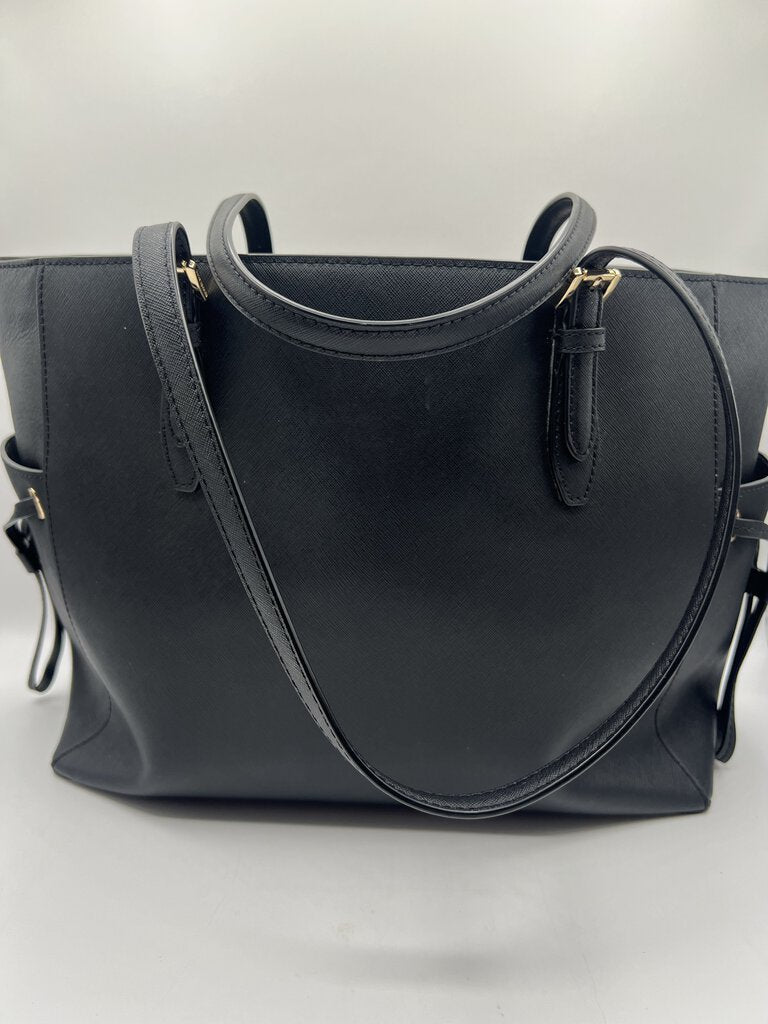 zip top tote w/ open pocket