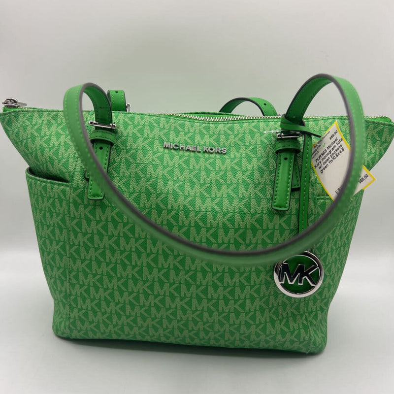 monogram tote w/ open pockets