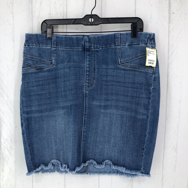 14/32 Pull on raw hem denim skirt