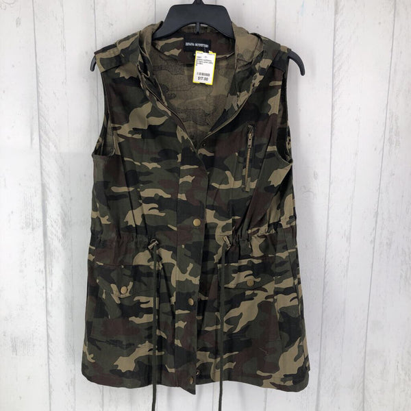 M Camo print utility vest