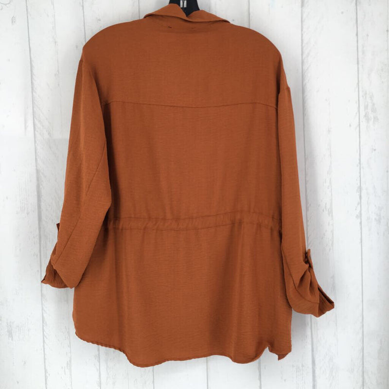 M Button down l/s top