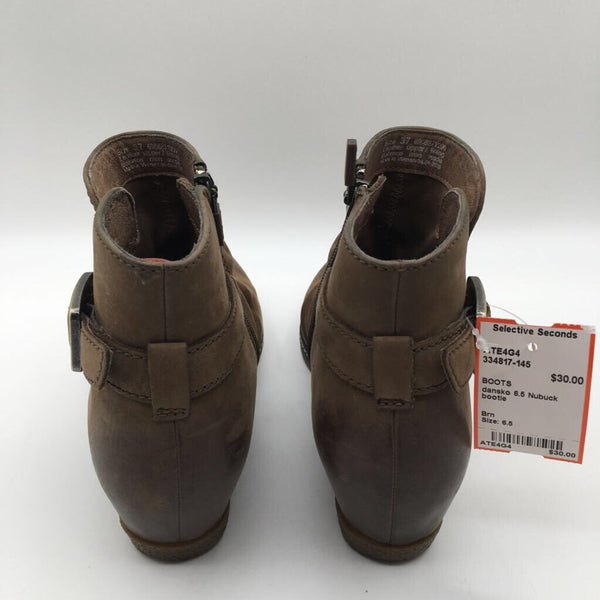 6.5 Nubuck bootie