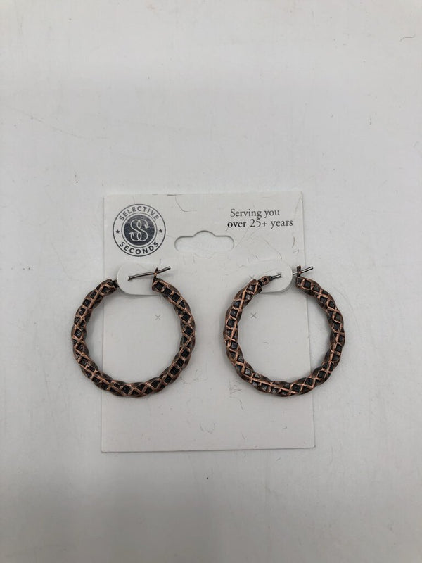 Vintage copper hoop earrings