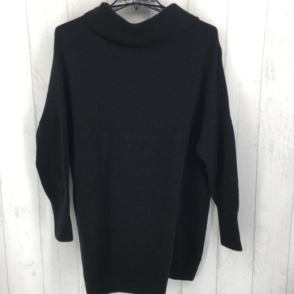 L Mockneck sweater