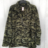 L Half zip camo pullover