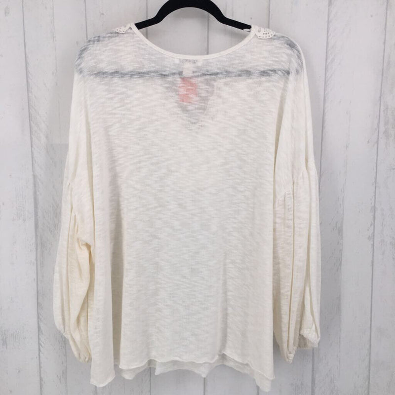 3X Lace front knit top