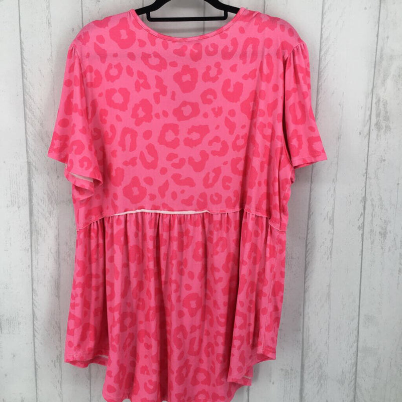 3XL Animal print v-neck tunic