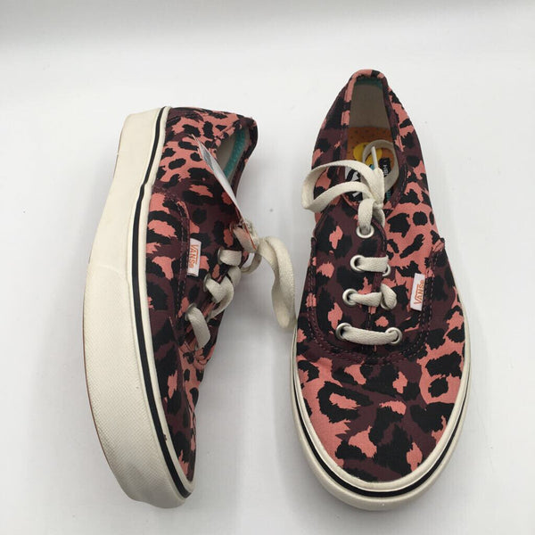 7 Pink leopard lace up sneaker