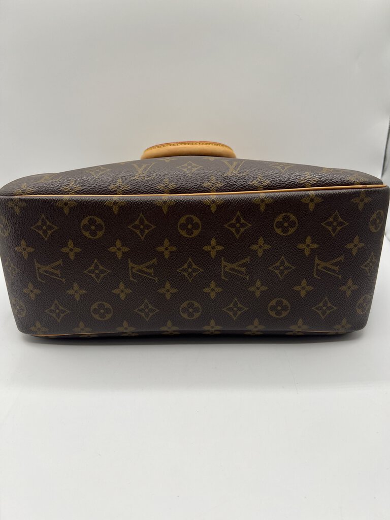 Louis Vuitton Monogram Canvas Handbag