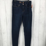 12 Hi-rise skinny jean(dark-wash)