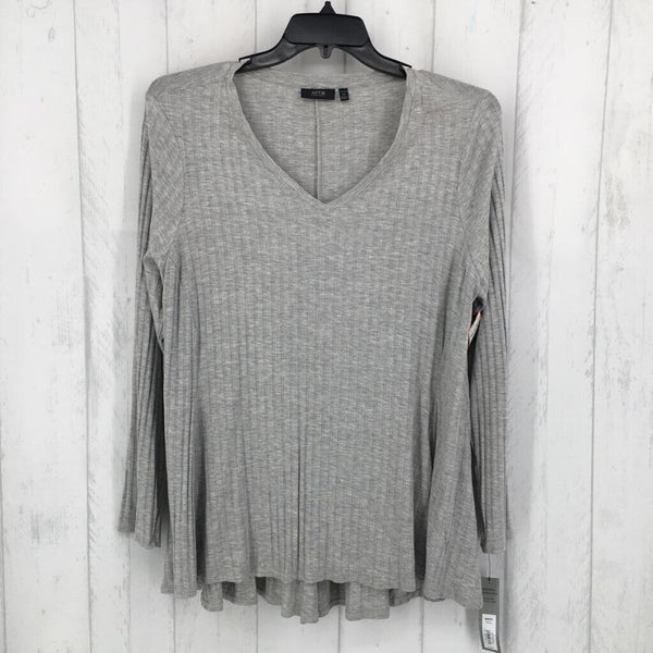 R40 OX Ribbed v-neck l/s top