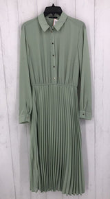 M Button down pleated bottm l/s dress