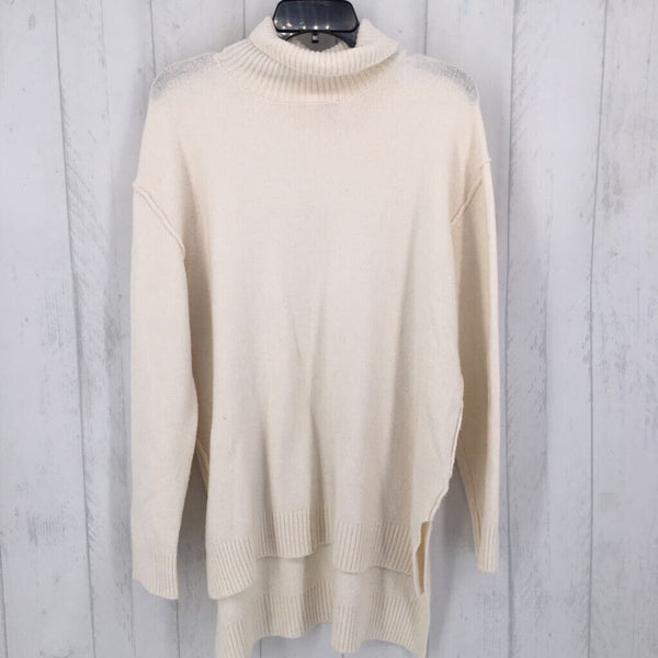 L T-neck slit side sweater