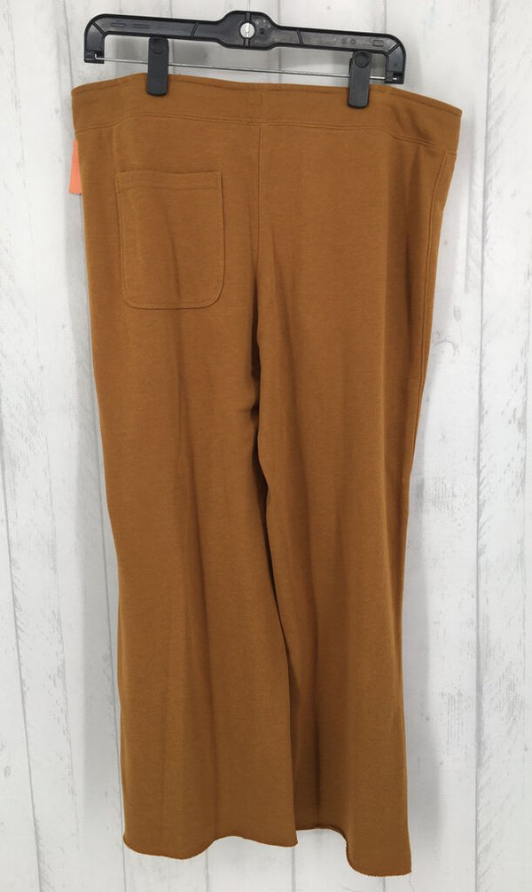 L Wide leg sweatpants