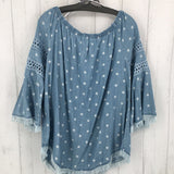 XL Denim star print raw hem elbow slv top