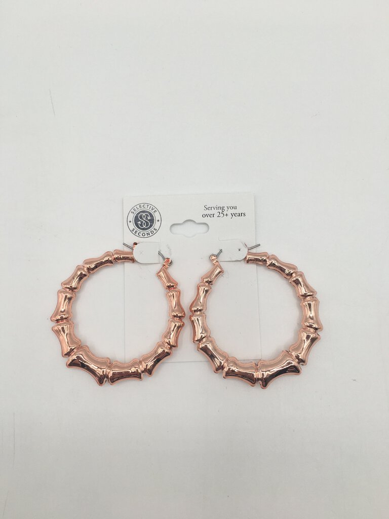 Rose gold hoop earings