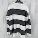 L Striped sweater