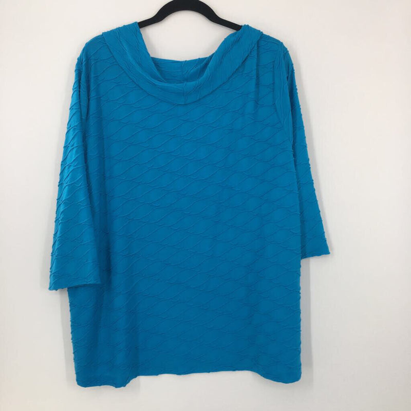 2X Textured cowl neck 3/4 slv top